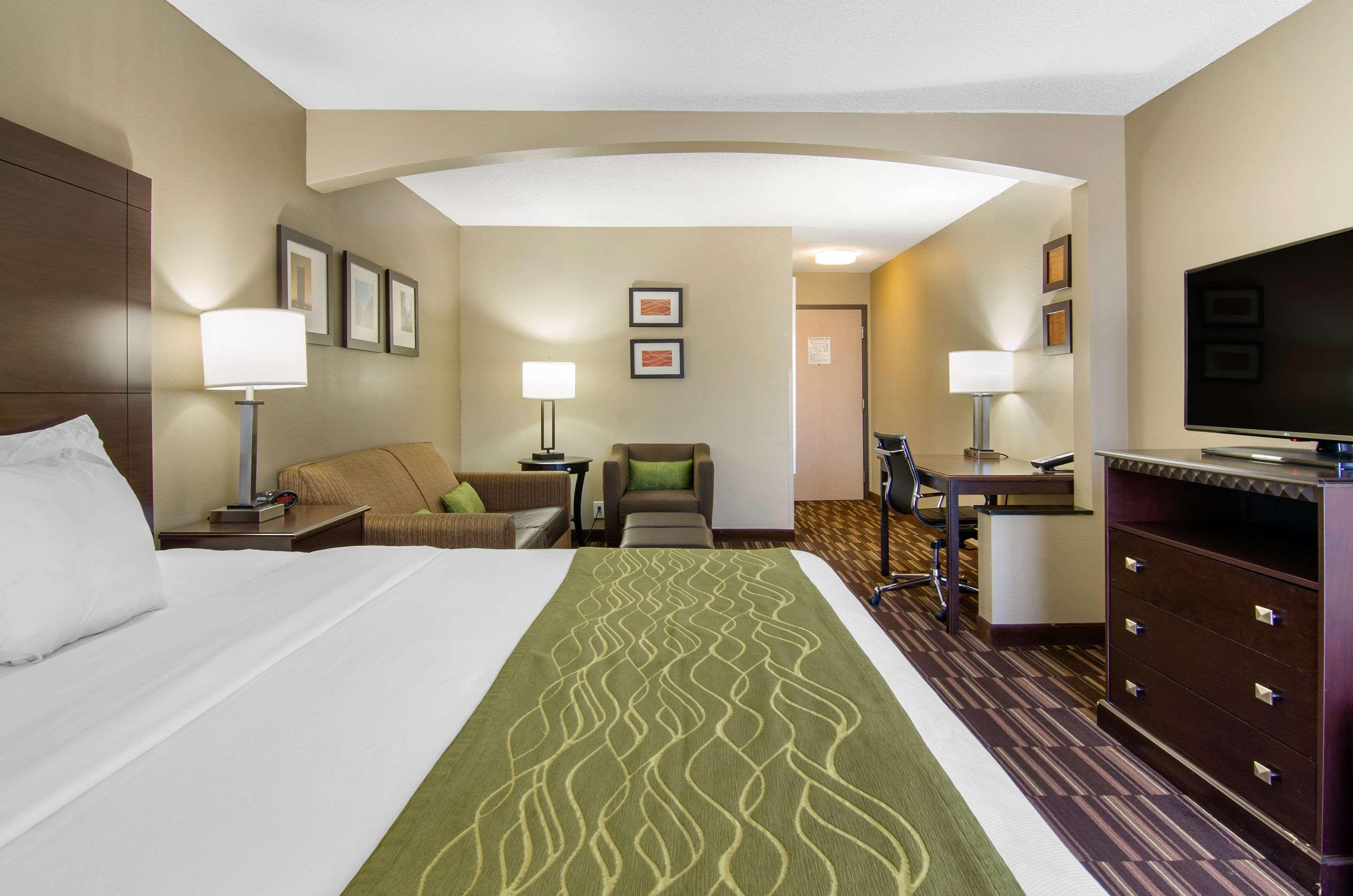 Comfort & Kansas - Northeast Kansas City