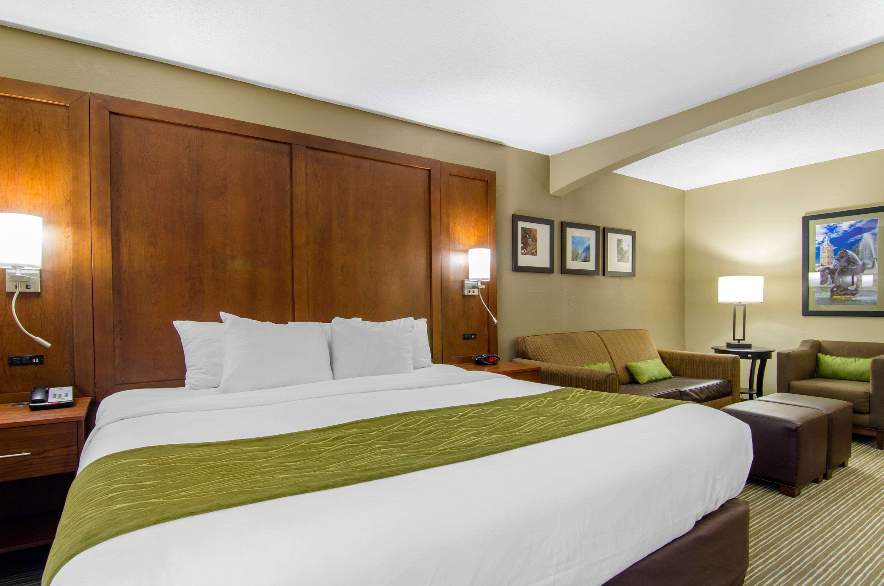 Comfort & Kansas - Northeast 2* Kansas City